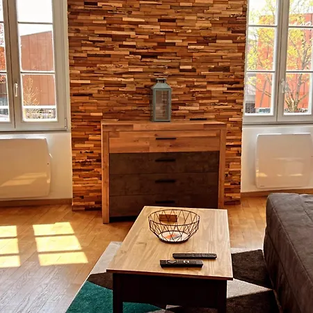 Au Porte De La Gastronomie Appartement *